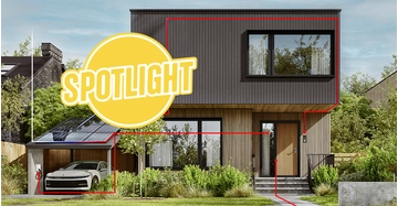 Außenansicht Einfamilienhaus mit PV Anlage auf Dach, E-Auto in Carport. Darüber liegen Energieflusspfeilen in rot