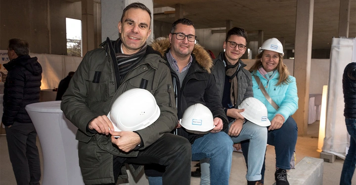 Galerie-Bild 3: Bereit für die Führung zum Thema "Kreislauffähigkeit des Bauzentrums"