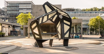 Blick auf den Demonstrator am Gelände der Universität Stuttgart