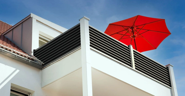 Galerie-Bild 2: Foto_GUARDI_Balkongeländer_Trento (002).jpg