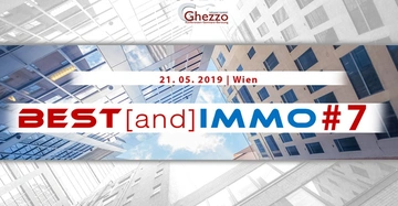 Mehrere hohe Gebäude ragen in den Himmel während helle Sonnenstrahlen die moderne Architektur beleuchten. Text: Ghezzo Konferenzen Seminare Beratung 21. 05. 2019 Wien BEST[and]IMMO#7