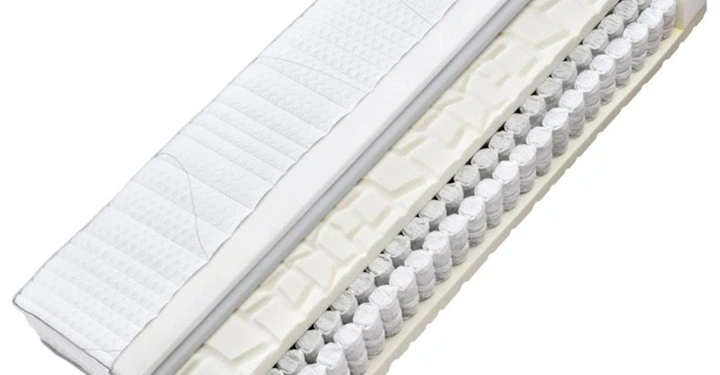 Matratze im Querschnitt verschiedene Lagen Schaumstoff und Taschenfedern freigelegt im Studio ohne weitere Umgebung.