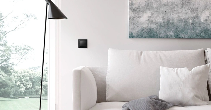 Galerie-Bild 2: Busch-balance® SI fügt sich perfekt in verschiedenste Einrichtungsstile ein – von modern bis klassisch.