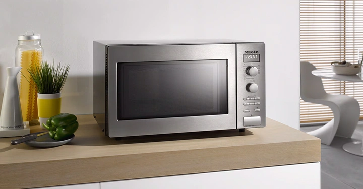 Galerie-Bild 1: Miele Mikrowelle in hochwertigem Design. Unser Kaufguide mit Funktionen, Vor- und Nachteilen sowie Kostenübersicht für den Vergleich verschiedener Modelle.