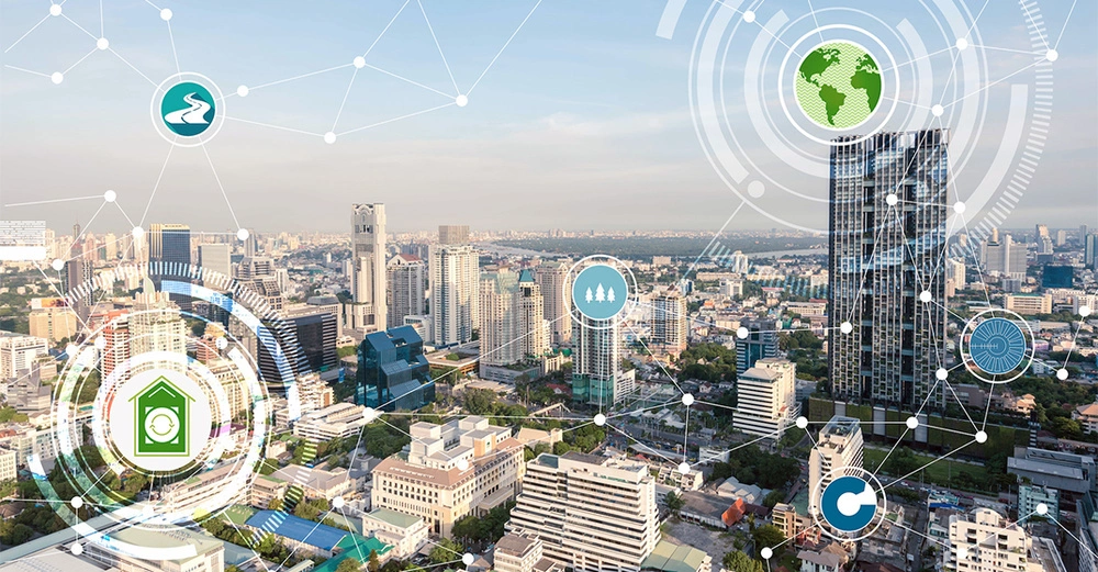 Hochhäuser und Gebäude mit grafischen Symbolen wie Bäumen Erde und Pfeilen verbunden durch Linien in einer modernen Stadtumgebung